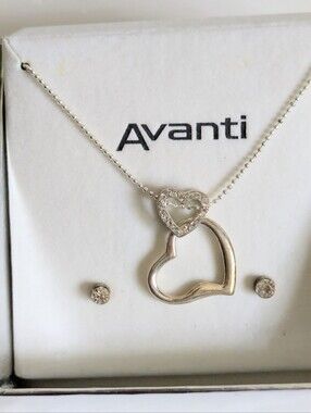 Avanti Silver Tone Double Heart Pendant Necklace & Stud Earrings Jewelry Set